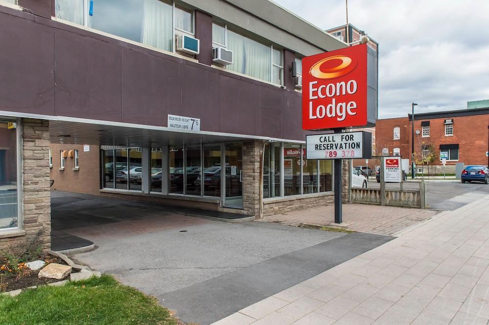 Econo Lodge Downtown Ottawa Buitenkant foto