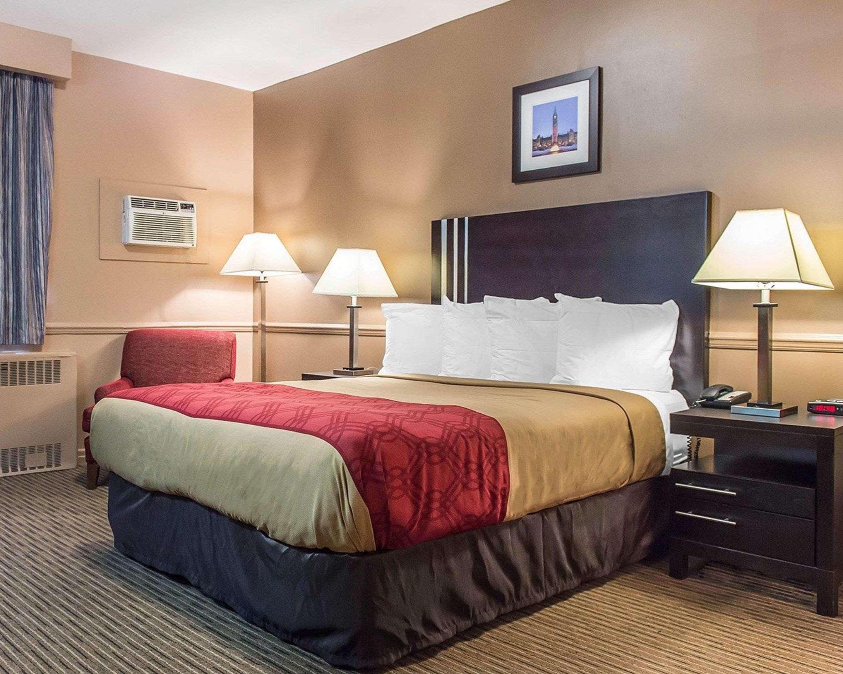 Econo Lodge Downtown Ottawa Buitenkant foto