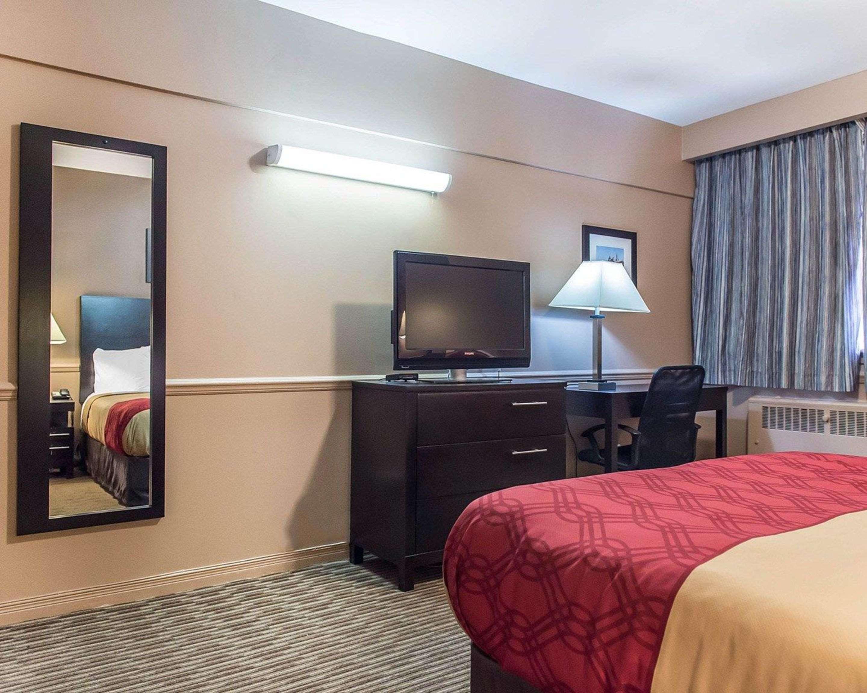 Econo Lodge Downtown Ottawa Buitenkant foto
