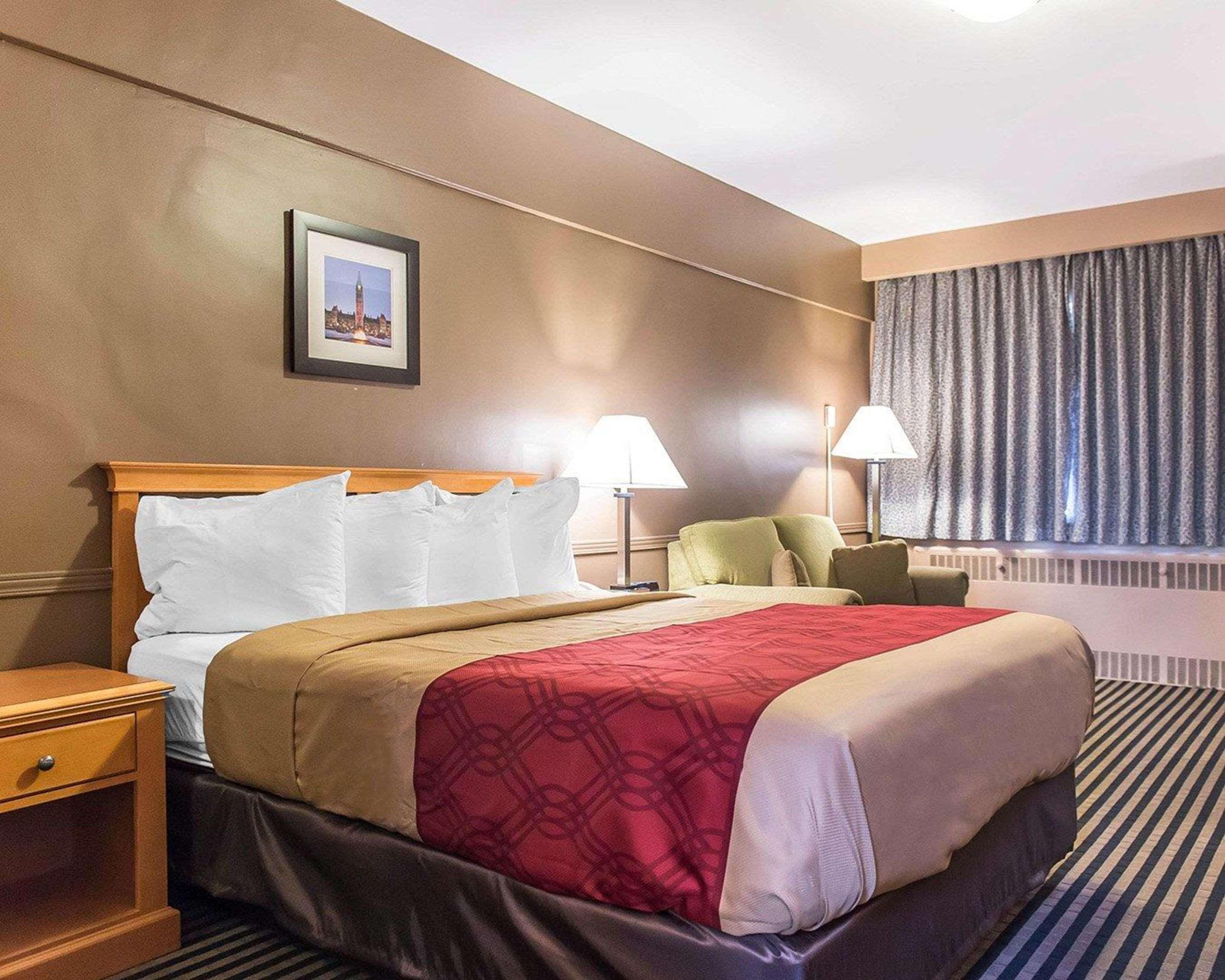 Econo Lodge Downtown Ottawa Buitenkant foto