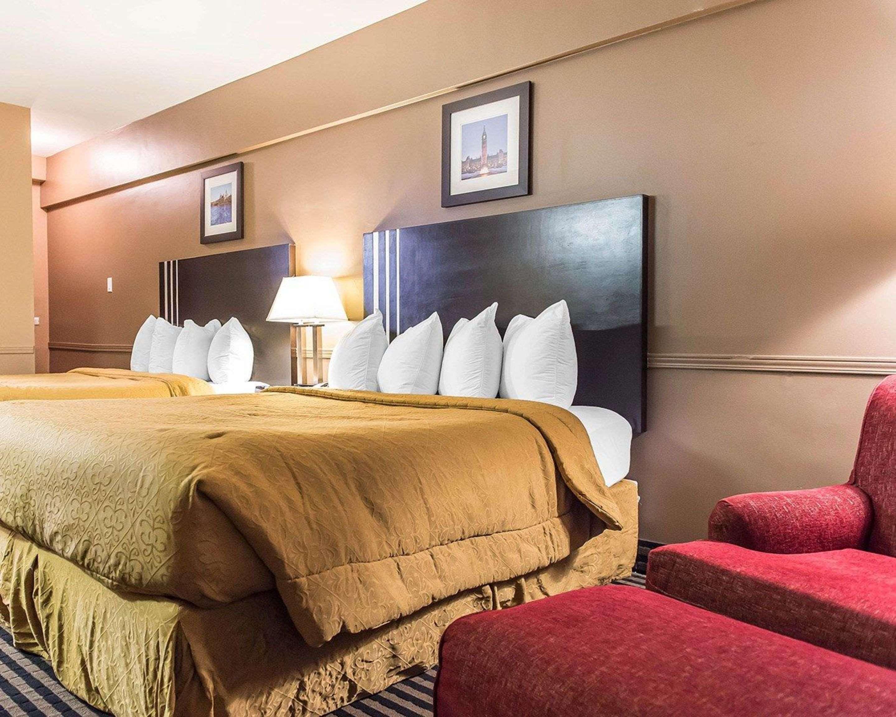 Econo Lodge Downtown Ottawa Buitenkant foto